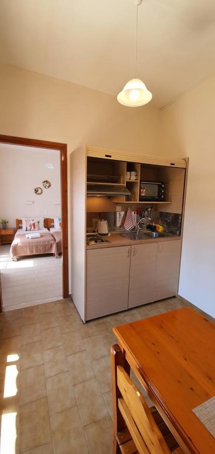 Nicoll Apartments Acharavi  Ngoại thất bức ảnh