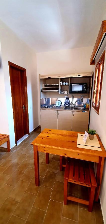 Nicoll Apartments Acharavi  Ngoại thất bức ảnh